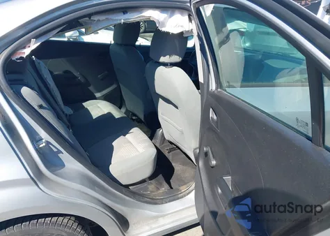 2016 Chevrolet Sonic Ls Auto z USA, uszkodzony, nr VIN 1G1JA5SH3G4164341